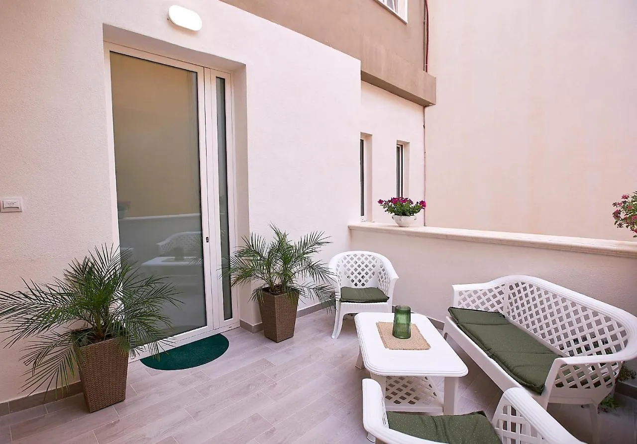 Villa Arbaria Marsala 0*,